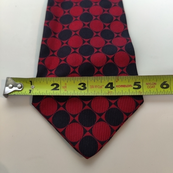 Saks Fifth Ave Men's Tie - Picture 8 of 9